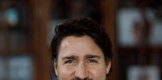 Trudeau promises to update  act around use and evelopment of water in Canada