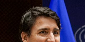 Trudeau promises to update act around use and development of water in Canada