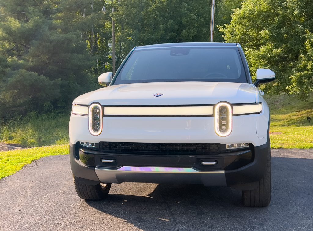 2023 Rivian R1 SUV Begins Vehicle Deliveries In British Columbia ...