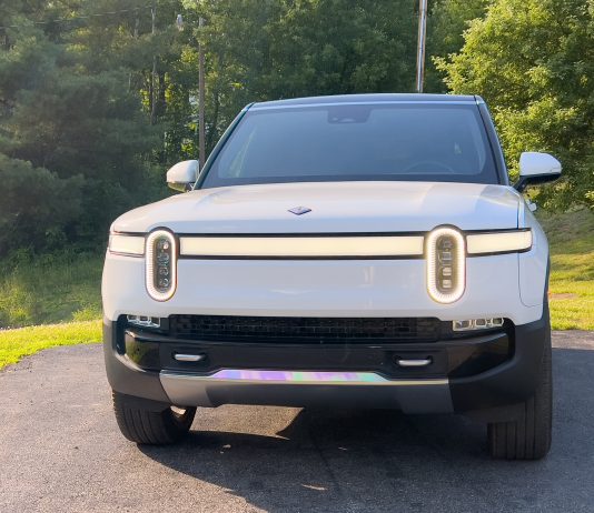 2023 Rivian R1 SUV begins Vehicle Deliveries in British Columbia