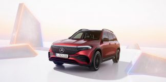 2023 Mercedes-Benz EQB 350 4Matic: Premium EV