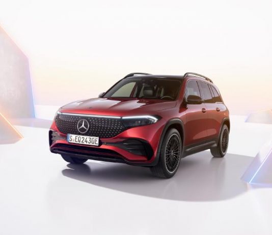 2023 Mercedes-Benz EQB 350 4Matic: Premium EV