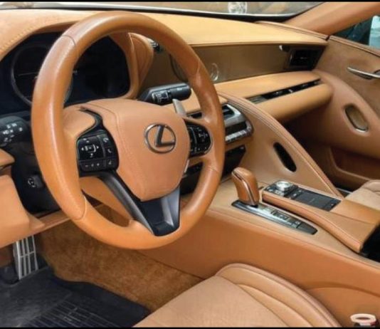 2025 Lexus LC 500: Hybrid Supercar is a technological wonder!