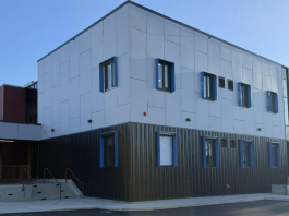 Opening elementary school addition in Comox Valley
