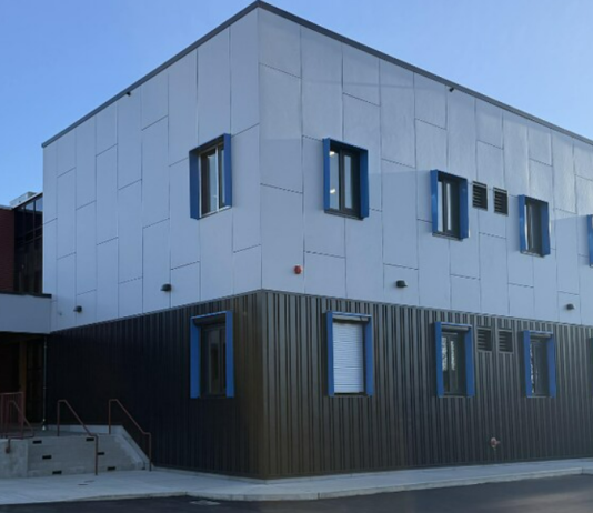 Opening elementary school addition in Comox Valley